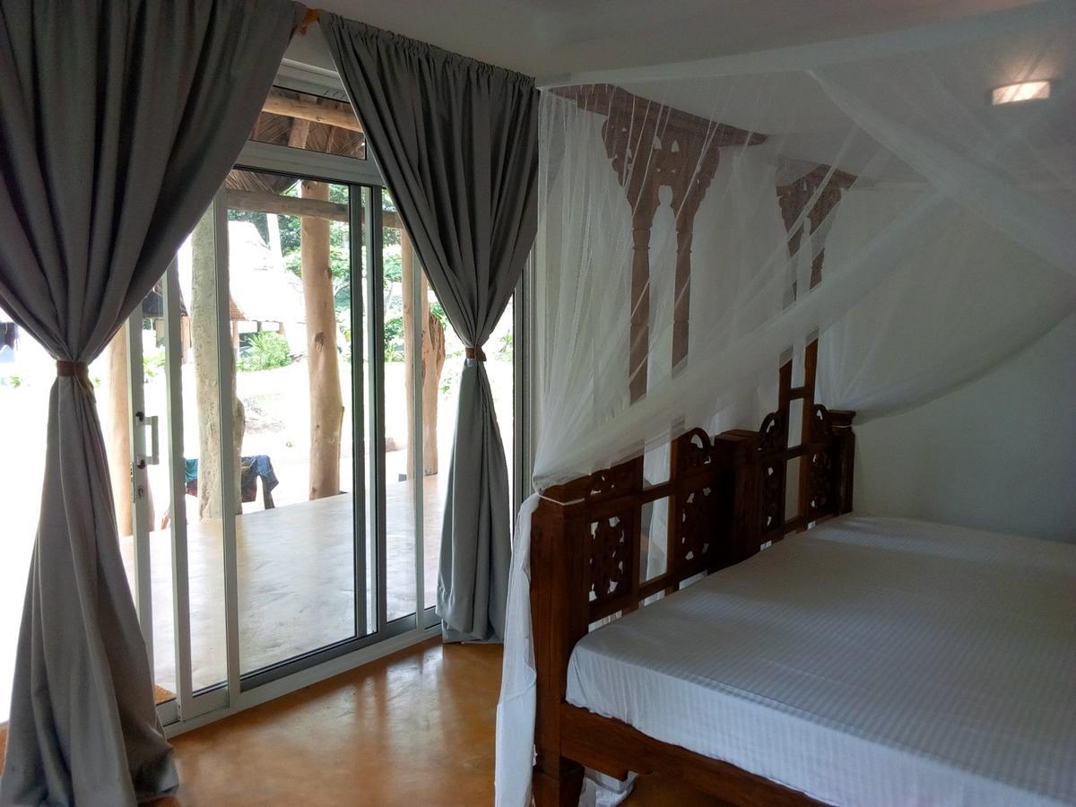 Mafia Kivulini Lodge Mafia Island Экстерьер фото